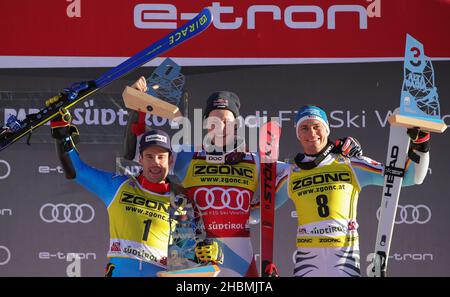 Alta Badia, Italien. 20th Dez 2021. Podium Super G Alta Badia im Jahr 2021 FIS Ski World Cup - Herren Riesenslalom, alpines Skirennen in Alta Badia, Italien, Dezember 20 2021 Credit: Independent Photo Agency/Alamy Live News Stockfoto