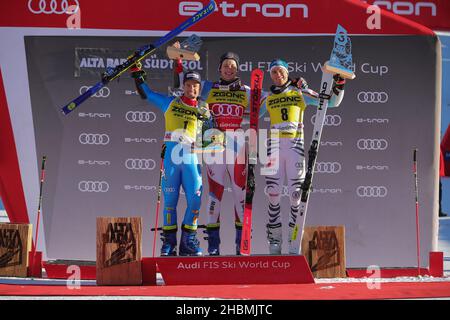 Alta Badia, Italien. 20th Dez 2021. Podium Super G Alta Badia im Jahr 2021 FIS Ski World Cup - Herren Riesenslalom, alpines Skirennen in Alta Badia, Italien, Dezember 20 2021 Credit: Independent Photo Agency/Alamy Live News Stockfoto