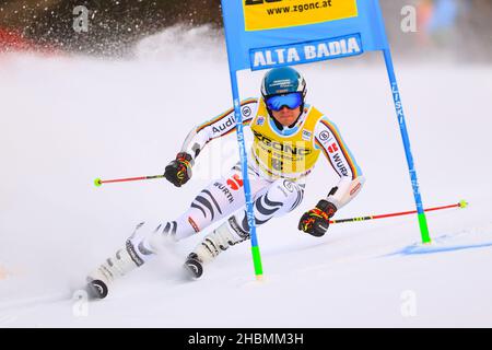 Alta Badia, Italien. 20th Dez 2021. SKIFAHREN - AUDI FIS SKI WORLD CUP, GS MENALTA BADIA, TRENTINO-SÜDTIROL, ITALIEN 2021-12-20 - Montag Bild zeigt SCHMID Alexander (GER) Dritter Platz im Jahr 2021 FIS Ski World Cup - Herren Riesenslalom, alpines Skirennen in Alta Badia, Italien, Dezember 20 2021 Quelle: Independent Photo Agency/Alamy Live News Stockfoto