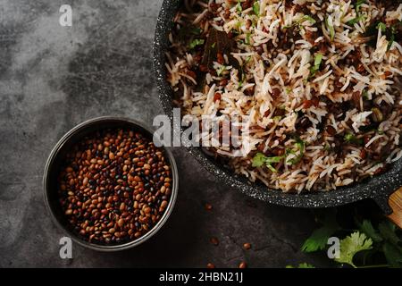 Ulavacharu Biryani / Horse gram or muthira pulav - nahrhaftes vegetarisches Gericht aus dem südindischen Bundesstaat Andra pradesh, selektiver Fokus Stockfoto