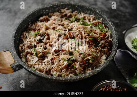 Ulavacharu Biryani / Horse gram or muthira pulav - nahrhaftes vegetarisches Gericht aus dem südindischen Bundesstaat Andra pradesh, selektiver Fokus Stockfoto