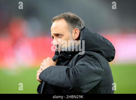 Trainer Pellegrino MATARAZZO (S) Fußball 1. Bundesliga, Spieltag 17th, FC Köln (K) - VfB Stuttgart (S), am 19. Dezember 2021 in Köln/Deutschland. #die DFL-Vorschriften verbieten die Verwendung von Fotos als Bildsequenzen und/oder quasi-Video # Â Stockfoto