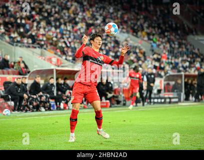 Hiroki ITO (S) Action, Fußball 1st Bundesliga, 17th Spieltag, FC Köln (K) - VfB Stuttgart (S) 1: 0, am 19. Dezember 2021 in Köln/Deutschland. #die DFL-Vorschriften verbieten die Verwendung von Fotos als Bildsequenzen und/oder quasi-Video # Â Stockfoto