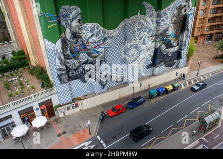 Groß angelegte Straße kunst Wandbild an der Seite des Gebäudes, Bilbao, Baskenland, Spanien Stockfoto