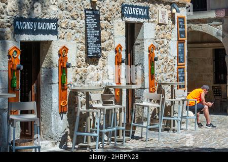 Sidreria Bar Restaurant im mittelalterlichen Dorf Santillana del Mar in Kantabrien, Spanien Stockfoto