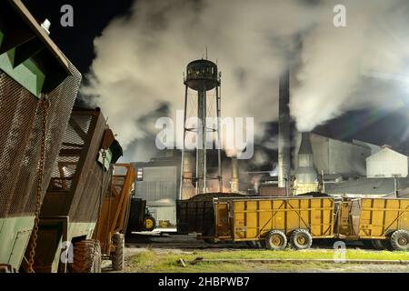 USA, South, Louisiana, Lafayette, Sugar Mill *** Lokale Bildunterschrift *** USA, South, Louisiana, Lafayette, Sugar Mill, Rohrstock, Nacht, Industrie, Industrie, n Stockfoto