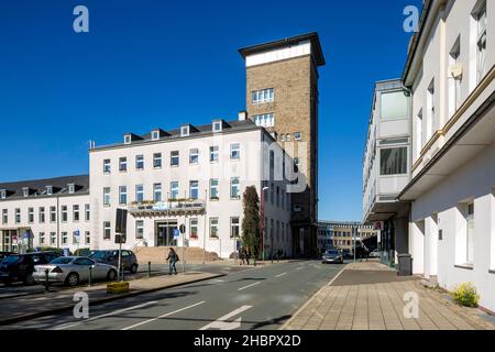 Deutschland, Velbert, Velbert-Mitte, Bergisches Land, Niederbergisches Land, Niederberg, Rheinland, Nordrhein-Westfalen, NRW, Velberter Rathaus, parke Stockfoto