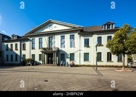 Deutschland, Heiligenhaus, Heiligenhaus-Leubeck, Bergisches Land, Niederbergisches Land, Niederberg, Rheinland, Nordrhein-Westfalen, NRW, Rathaus mit Stockfoto