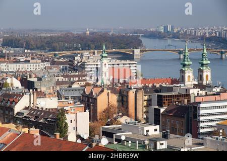 Blick auf die Margit Insel (Margit Sziget) von Buda, Budapest Stockfoto