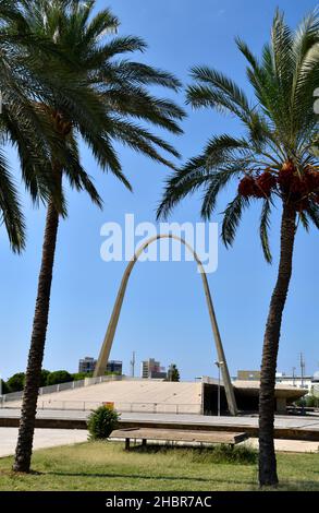 Teil der internationalen Messe Rachid Karami des renommierten brasilianischen Architekten Oscar Niemeyer (1907-2012), Tripolis (Tralous), Nordlibanon. Stockfoto