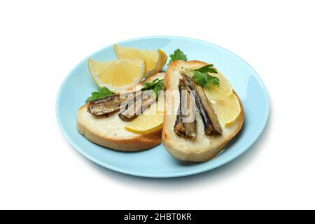 Teller mit Sandwiches mit Sprossen isoliert auf weißem Hintergrund Stockfoto