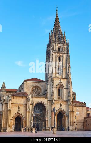 Kathedrale von San Salvador im Stadtzentrum von Oviedo. Asturien, Spanien Stockfoto