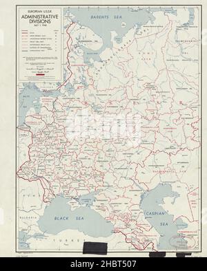 Die Verwaltungsdivisionen der Europäischen UdSSR - 1. Juli 1946 Karte - zeigt die Verwaltungsdivisionen der Oblast, kray, auf Ebene der autonomen republik und ihre Zentren. Zeigt auch die internationalen Grenzen vor dem Zweiten Weltkrieg in den annektierten westlichen Territorien Stockfoto