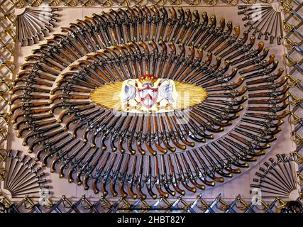 Waffen im Culzean Castle in der Nähe von Maybole in Ayrshire Schottland, Vereinigtes Königreich - 22nd. Juli 2021 Stockfoto