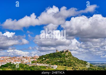 Die mittelalterliche Burg und Palmela Dorf, Portugal Stockfoto