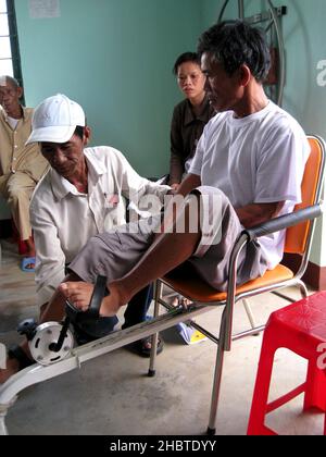 2010s Vietnam: USAID unterstützt eine kommunale Rehabilitationseinheit in Danang. Ca. 10. Juni 2010 Stockfoto