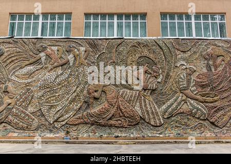 DUSCHANBE, TADSCHIKISTAN - 15. MAI 2018: Mosaikkunst in Duschanbe, der Hauptstadt Tadschikistans Stockfoto