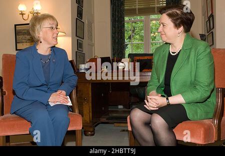 Senator Patty Murray (D-WA) trifft sich mit der Nominierten für den Obersten Gerichtshof Elena Kagan Ca. 2010 Stockfoto