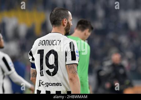 Turin, Italien. 21st Dez 2021. Leonardo Bonucci vom FC Juventus während des Spiels der Serie A 2020/21 zwischen dem FC Juventus und Cagliari Calcio im Allianz Stadium am 21. Dezember 2021 in Turin, Italien-Photo ReporterTorino Credit: Independent Photo Agency/Alamy Live News Stockfoto