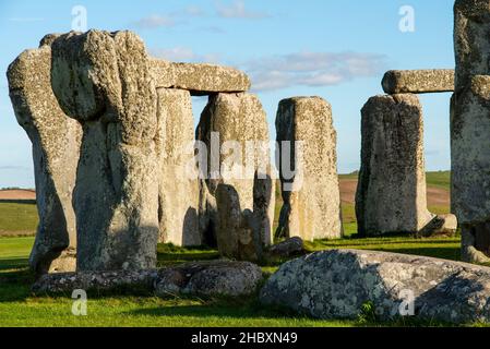 Stonehenge Sarsen Stones an einem sonnigen Tag 2021 Stockfoto