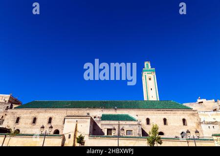 Das minarett der Qarawiyīn-Moschee an der Universität von Al Quaraouiyine, Fes, Marokko Stockfoto