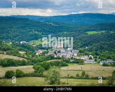 Blick auf das alte Dorf Saint Nectaire in der Auvergne, berühmt für seinen Kuhkäse Stockfoto