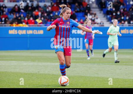 BARCELONA - DEZ 4: Lieke Martens in Aktion beim Primera Division Femenina-Spiel zwischen dem FC Barcelona und Athletic de Bilbao beim Johan Cruyff Stockfoto