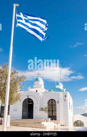 Vertikale Ansicht der Agios Georgious aka St. George Kirche auf dem Lycabettus Hügel in Athen, Griechenland. Stockfoto