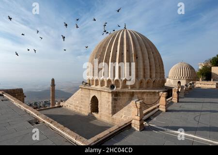 Zinciriye Madrasa (Sultan Isa Madrasa, Artuqid Dynastie) im historischen Teil von Mardin, Türkei Stockfoto