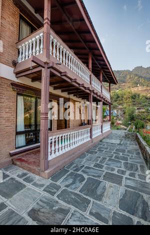 Bungalows im Chhahari Retreat, einer Boutique-Lodge in Kathmandu, Nepal. Stockfoto