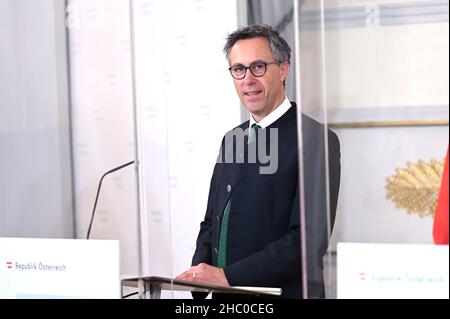 Wien, Österreich. 22nd Dez 2021. Pressekonferenz zur politischen Einigung über die Gemeinsame Agrarpolitik mit dem Landwirtschaftssprecher des ÖVP Georg Strasser Stockfoto