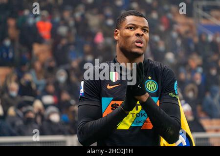 Denzel Dumfries (FC Inter) während der italienischen Meisterschaft, Serie A Fußballspiel zwischen FC Internazionale und Turin FC am 22. Dezember 2021 im Giuseppe Meazza Stadion in Mailand, Italien - Foto Morgese-Rossini / DPPI Stockfoto