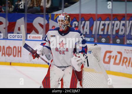 Sankt Petersburg, Russland. 22nd Dez 2021. Ivan Fedotov (28) vom CSKA Moskau in Aktion gesehen während der 2021-22 KHL regulären Saison der Kontinental Hockey League zwischen SKA Sankt Petersburg und CSKA Moskau im Ice Sports Palace.Final Score; SKA Sankt Petersburg 3:2 CSKA Moskau Credit: SOPA Images Limited/Alamy Live News Stockfoto