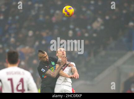 Arturo Vidal (FC Internazionale) während der italienischen Meisterschaft, Serie A Fußballspiel zwischen FC Internazionale und Turin FC am 22. Dezember 2021 im Giuseppe Meazza Stadion in Mailand, Italien - Foto Nderim Kaceli / DPPI Stockfoto