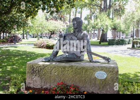 Coruna-Spanien. Denkmal für John Lennon in Coruna am 1,2021. Mai Stockfoto