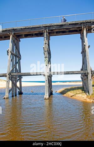 Brücke über Kilcunda Strand am Bass Coast Rail Trail Stockfoto