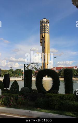 Bilder von Nordostthailand, bekannt als Esan oder Isaan Region. Starke kulturelle Traditionen in ländlicher Umgebung. Bunt und schrullig, wunderschön und einzigartig. Stockfoto