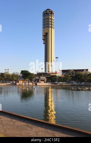 Bilder von Nordostthailand, bekannt als Esan oder Isaan Region. Starke kulturelle Traditionen in ländlicher Umgebung. Bunt und schrullig, wunderschön und einzigartig. Stockfoto