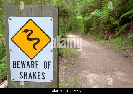 Schlange Warnschild in den Otway Ranges Stockfoto