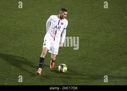 Achraf Hakimi vom PSG beim Fußballspiel der französischen Ligue 1 zwischen dem FC Lorient (FCL) und Paris Saint-Germain (PSG) am 22. Dezember 2021 im Stade du Moustoir in Lorient, Frankreich - Foto: Jean Catuffe/DPPI/LiveMedia Stockfoto