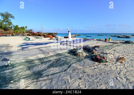 Fishermans und Soki La Smaki in Nungwi Beach Stockfoto