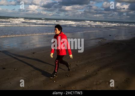 Frankreich, Bretagne, Plerin am 23/12/2020. Der Strand von Rosaires in Plerin. Foto von Martin Bertrand. Frankreich, Bretagne, Plerin le 23/12/2020. La Plage Stockfoto