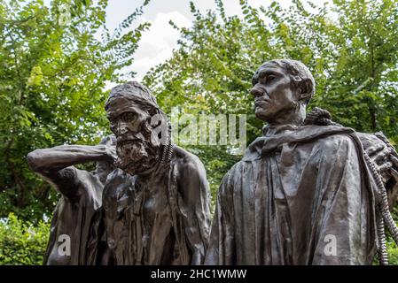 PHILADELPHIA, USA - 22. AUGUST 2019: Berühmte Skulptur von Auguste Rodins die Bürger von Calais in Philadelphia, USA Stockfoto