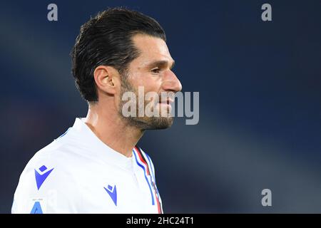 Rom, Latium. 22nd Dez 2021. Antonio Candreva von Sampdoria während der Serie Ein Spiel zwischen AS Roma und Sampdoria im Olimpico-Stadion in Rom, Italien, 22nd. Dezember 2021. Fotografo01 Kredit: Unabhängige Fotoagentur/Alamy Live Nachrichten Stockfoto