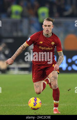 Stadio Olimpico, Rom, Italien. 22nd Dez 2021. Serie A Fußball, AS Roma gegen UC Sampdoria: Rick Karsdorp von AS Roma Kredit: Action Plus Sports/Alamy Live News Stockfoto