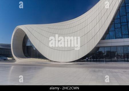 BAKU, ASERBAIDSCHAN - 19. JUNI 2018: Heydar Aliyev Kulturzentrum in Baku, Aserbaidschan Stockfoto