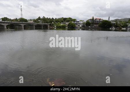 pont Cavendish, se démarque car il est un trait d’Union entre le Village et le quartier de Ville Noire Stockfoto