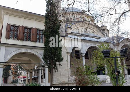 Außenansicht der Großen Selimiye Moschee, die sich im Stadtteil Uskudar in Istanbul, Türkei, in der Nähe der Selimiye Kaserne am 23. Dezember befindet Stockfoto