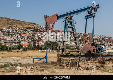 Ölpickel in den Vororten von Baku, Aserbaidschan Stockfoto