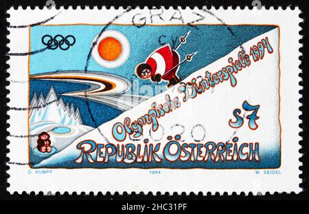 ÖSTERREICH - UM 1994: Eine in Österreich gedruckte Marke zeigt die Olympischen Winterspiele, Lillehammer, Norwegen, um 1994 Stockfoto